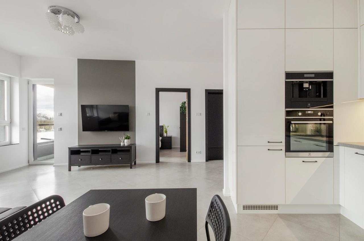 Goldaparts Manufaktura Premium Apartamento Łódź Exterior foto