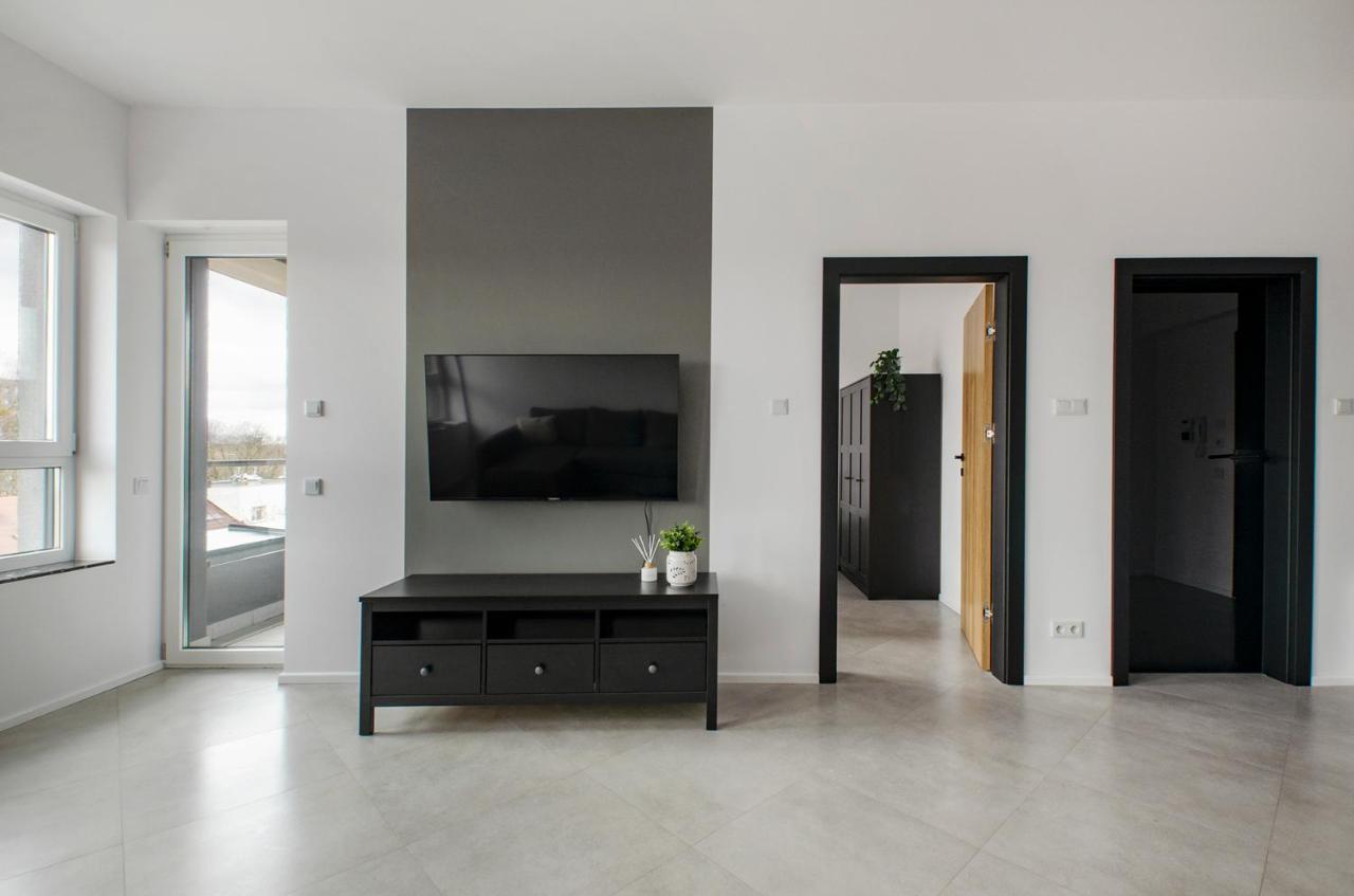 Goldaparts Manufaktura Premium Apartamento Łódź Exterior foto